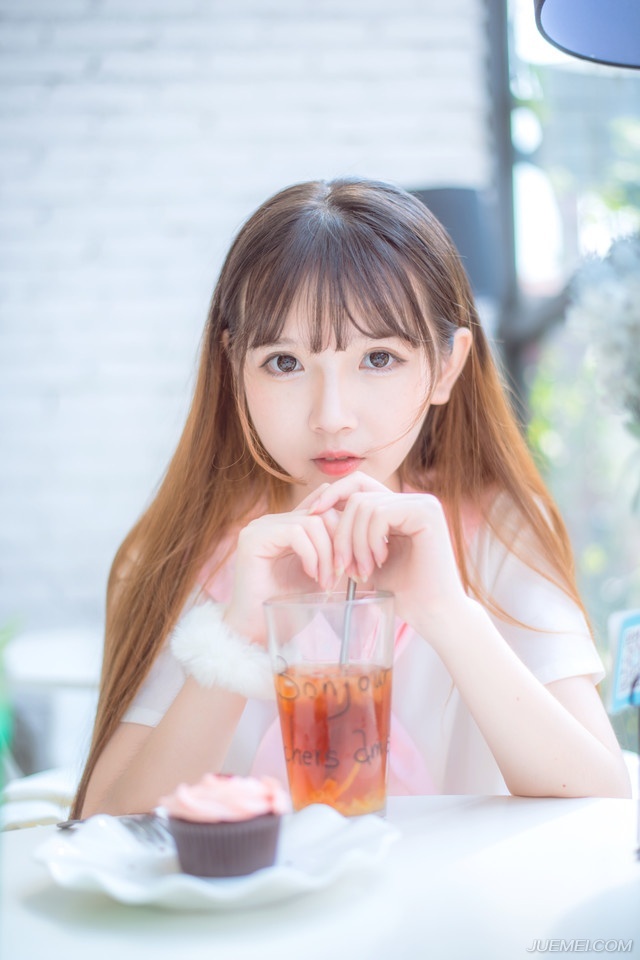 如果不破蜀中，这就是一个死局，唯有拿下蜀中，三大诸侯才能并存，齐心协力来与吕布形成南北抗衡的格局，所以，蜀中再难，也要拿下，而且吕布既然已经动手，也就代表着诸葛亮根本没有第二次机会卷土重来。